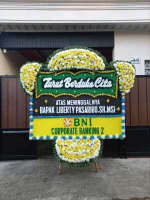 Papan Bunga Duka di Palu Selatan