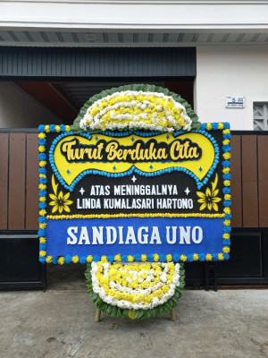 Papan Bunga Duka di Palu Selatan